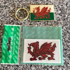 Welsh dragon Wales metal keychain & fabric patch